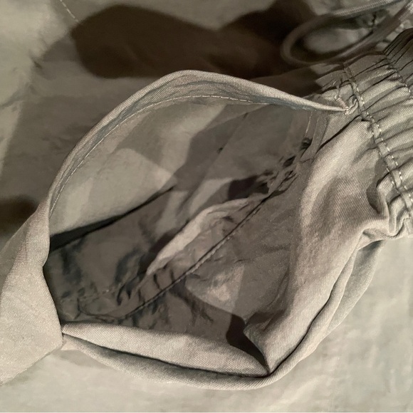 PacSun Women Relaxed Cargo Hiking campcore gorpcore outdoorsy SM - Picture 12 of 12